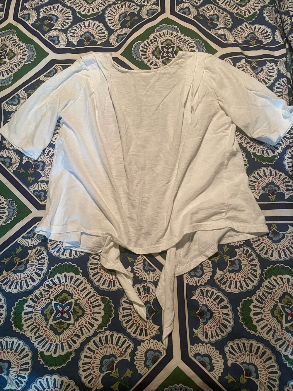 Easy Clothing -White Nola shirt - Picture 11 of 12